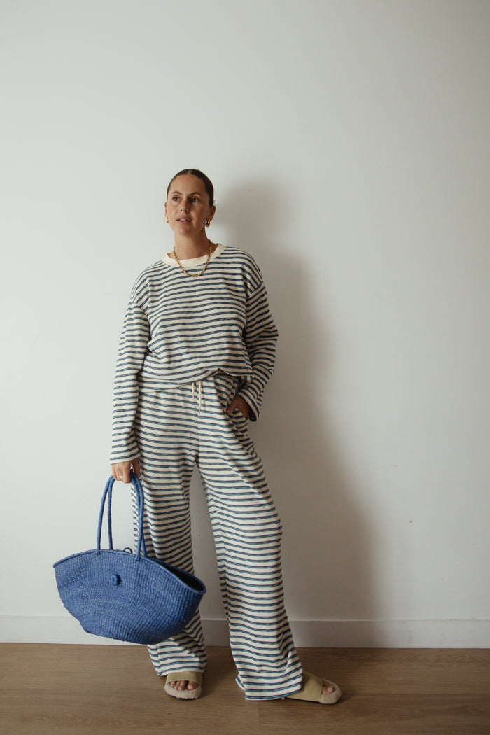 CASPIA LONG SLEEVE CREWNECK KNIT TOP - BLUE STRIPE