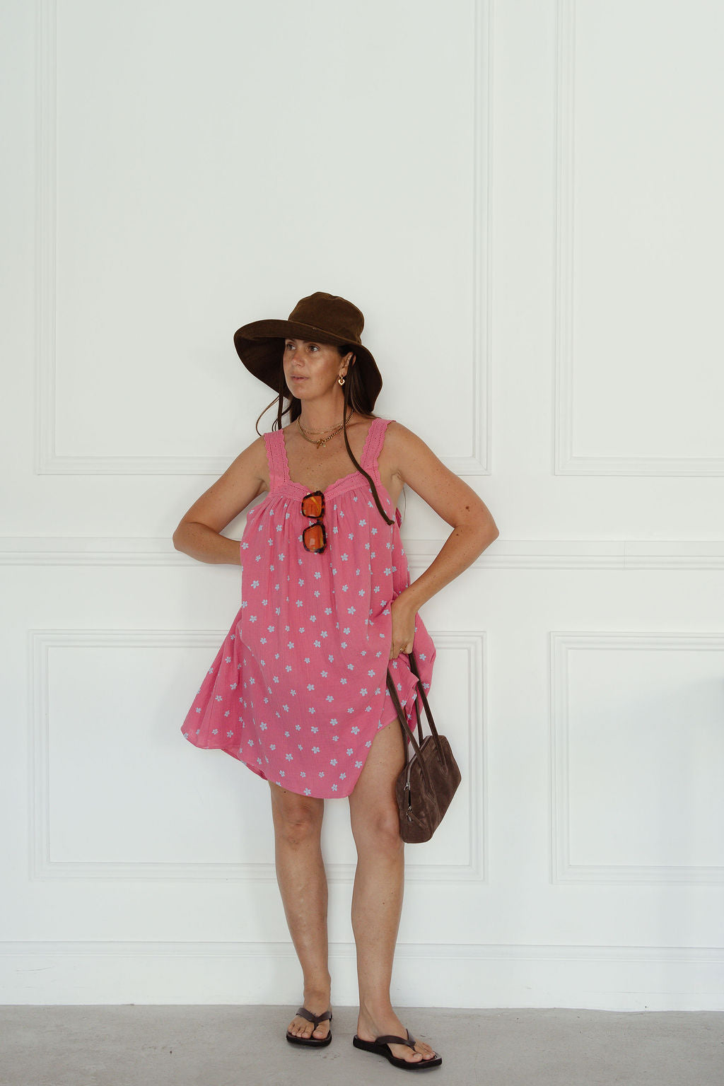LADIES JUNO LACE NECK MINI DRESS - PINK FLORAL