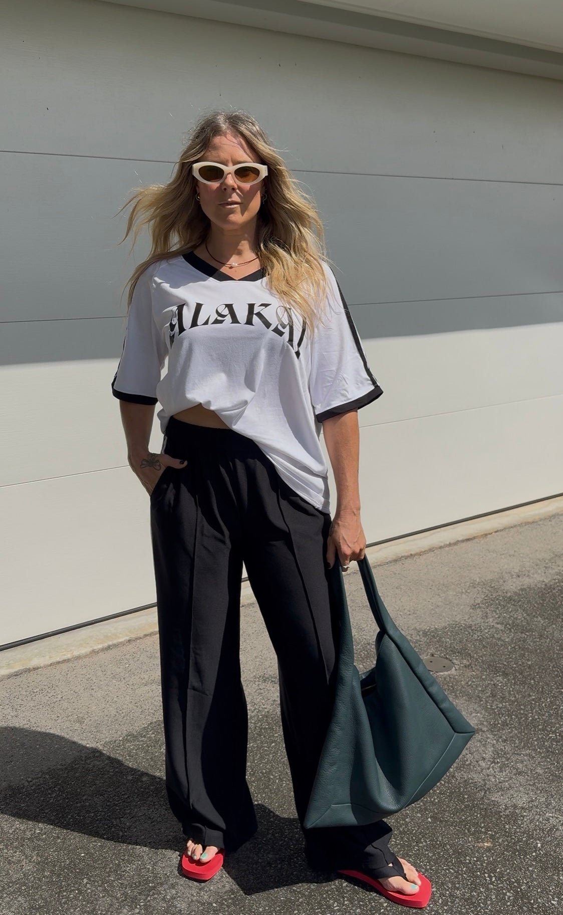 THE ALAKAI V-NECK T-SHIRT