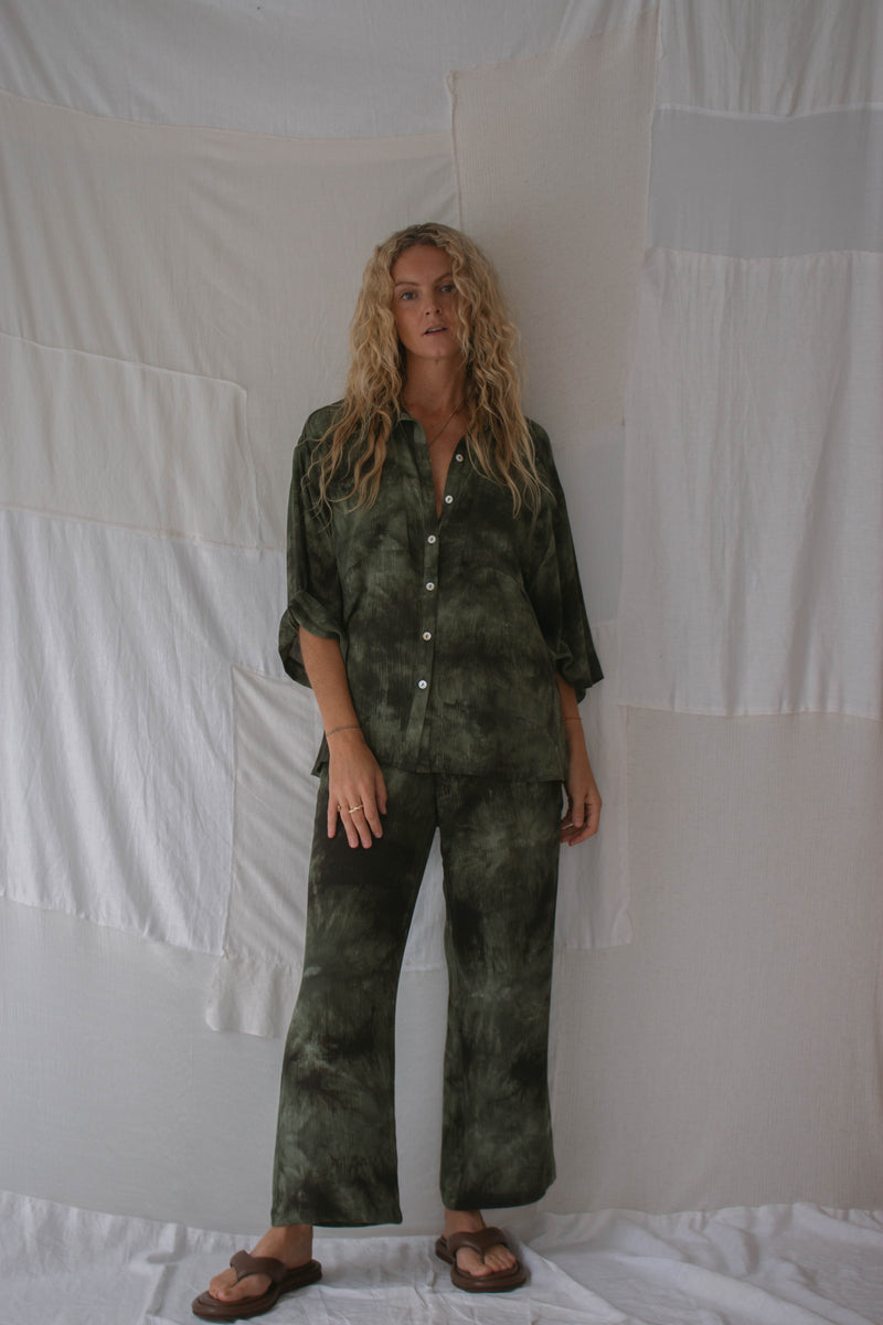 LADIES MOLLY TIE DYE SHIRT - KHAKI