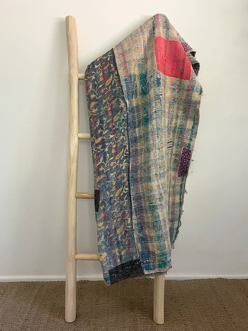 VINTAGE KANTHA BLANKET - MEIKA